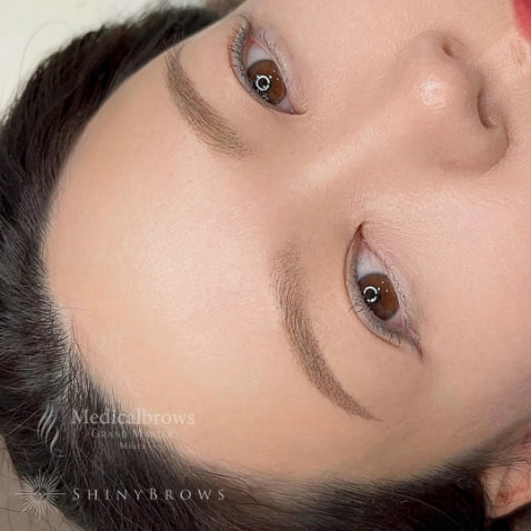 眉 7Dストローク CASE1